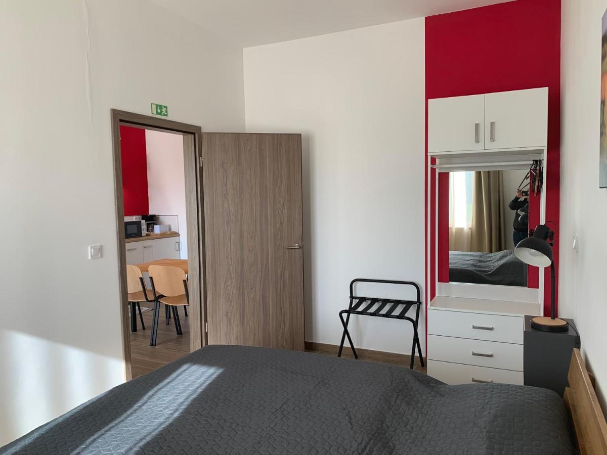 Oeregtoelgy Apartman Szar Bagian luar foto